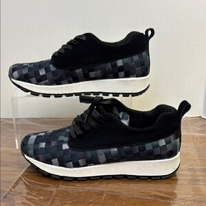 bernie mev. Black and Gray Woven Sneakers
